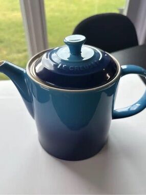 Le Creuset Blue Tea Pot 1.3L